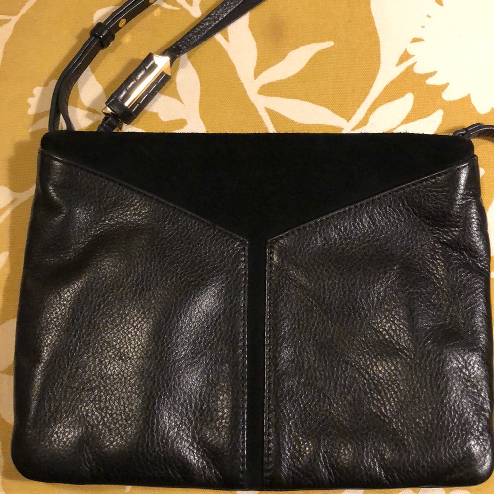 S&D Covet Highline Cross Body Bag